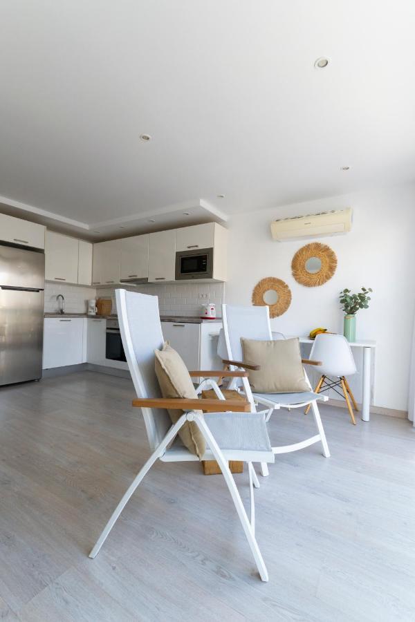 Amplio Apartamento Recien Reformado Ла-Плайя-де-Арнегин Экстерьер фото